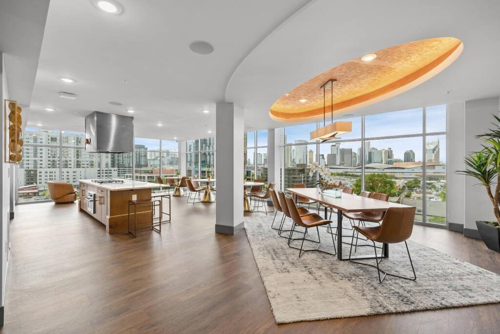 Beverly Hills Suite Penthouse The Gulch Nashville Bagian luar foto